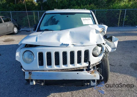 2012 Jeep Patriot Sport из США, поврежденный, VIN 1C4NJPBB3CD559968